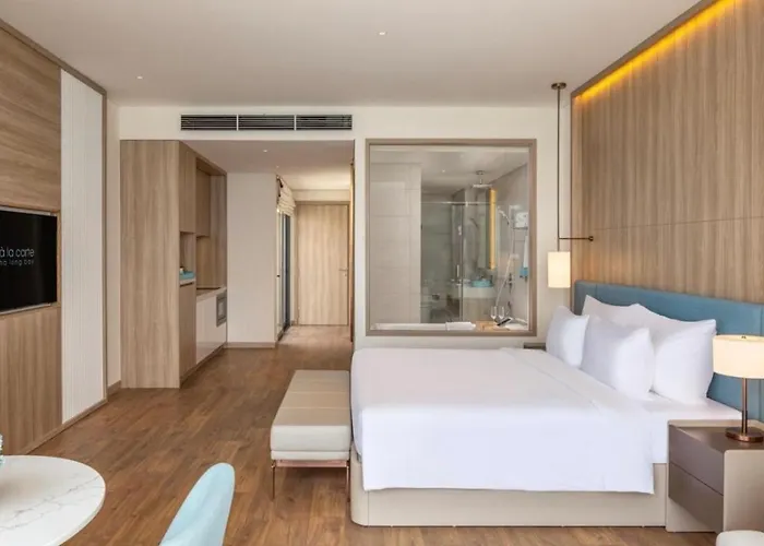 Khách sạn A La Carte 5*